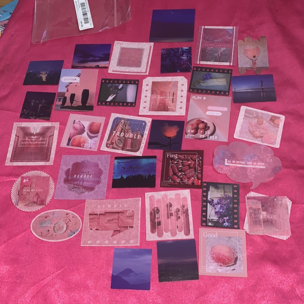 32 Sticker Set